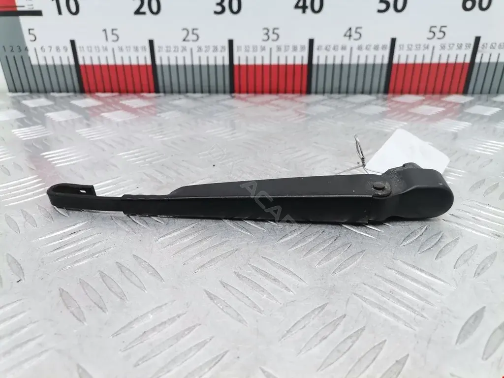 Рычаг стеклоочистителя 1690970, 3M5117526AA