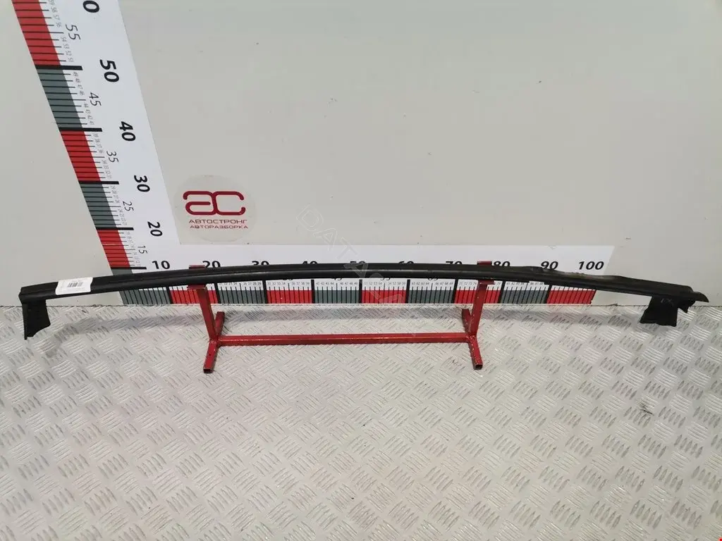 Молдинг двери 9309F7