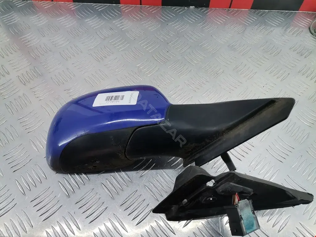 Наружное зеркало 8L1858500
