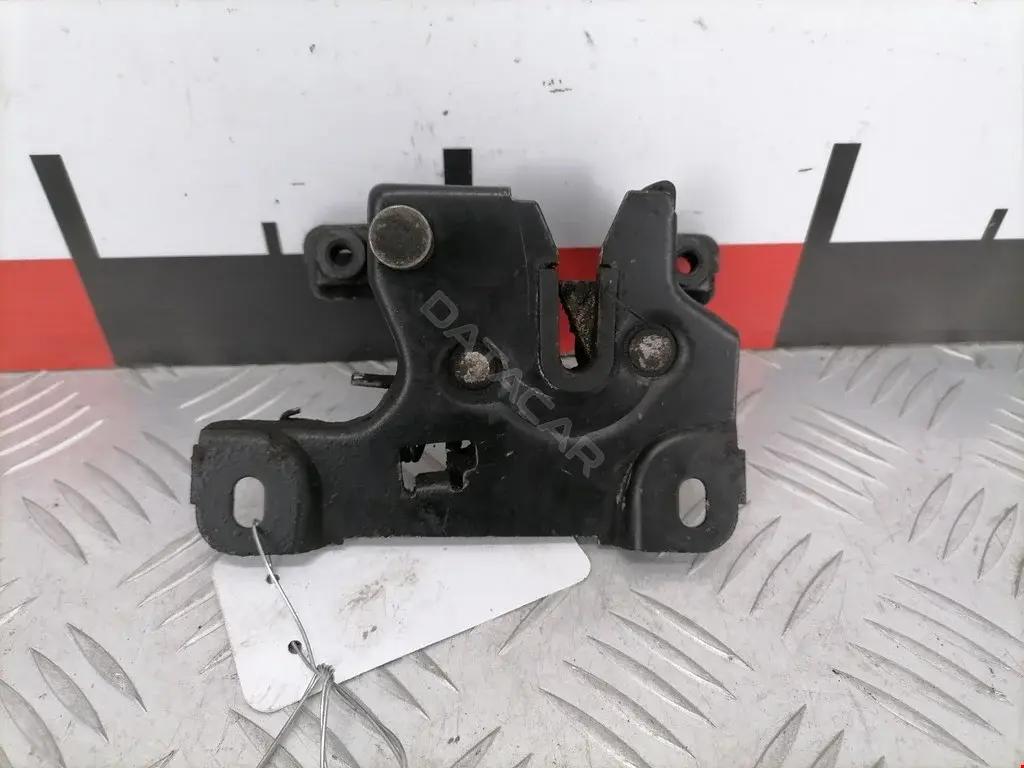 Замок капота 8D0823509J