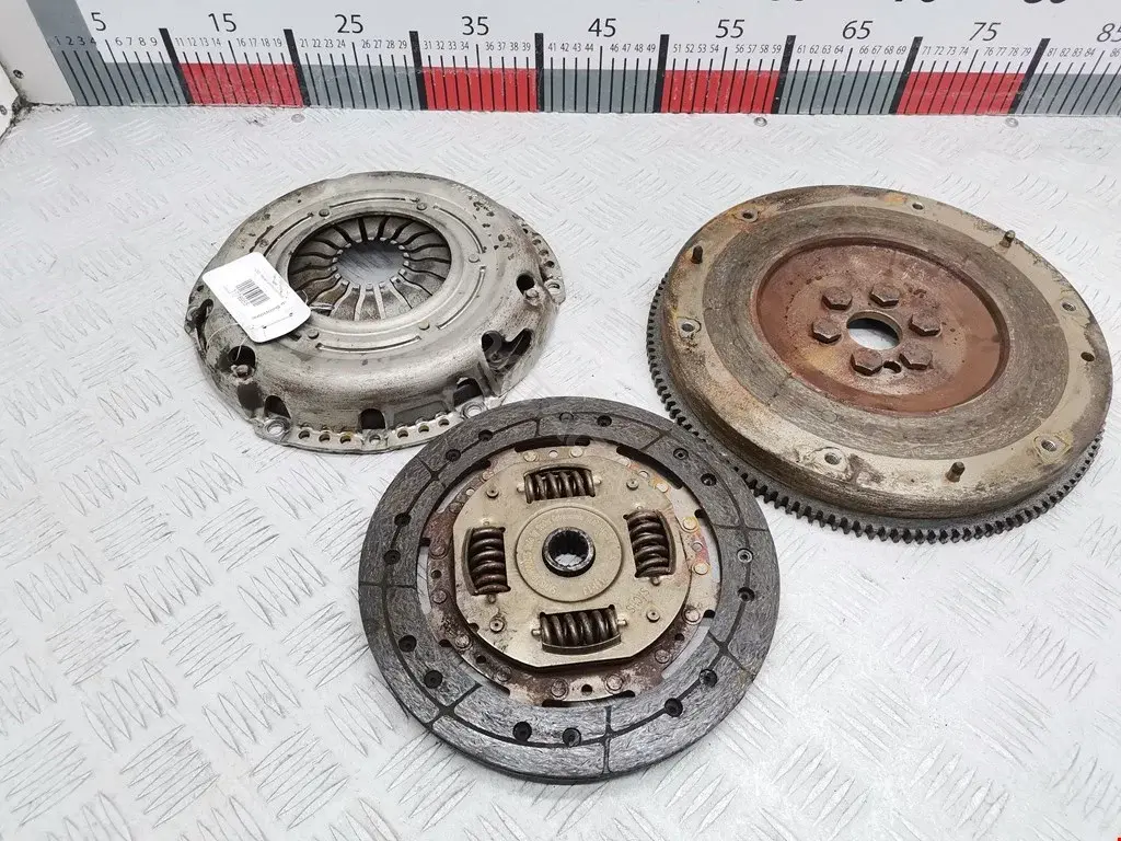 Маховик 98MM6375AD