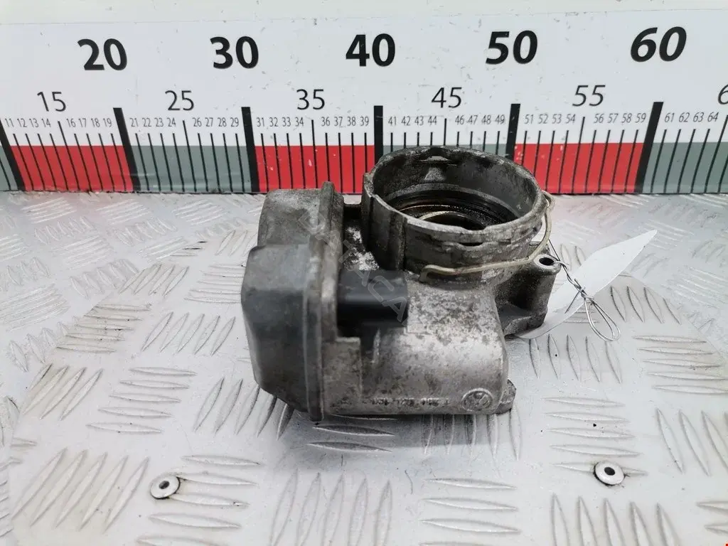 Дроссельная заслонка 038128063L, 03G128063B, 03G128063K