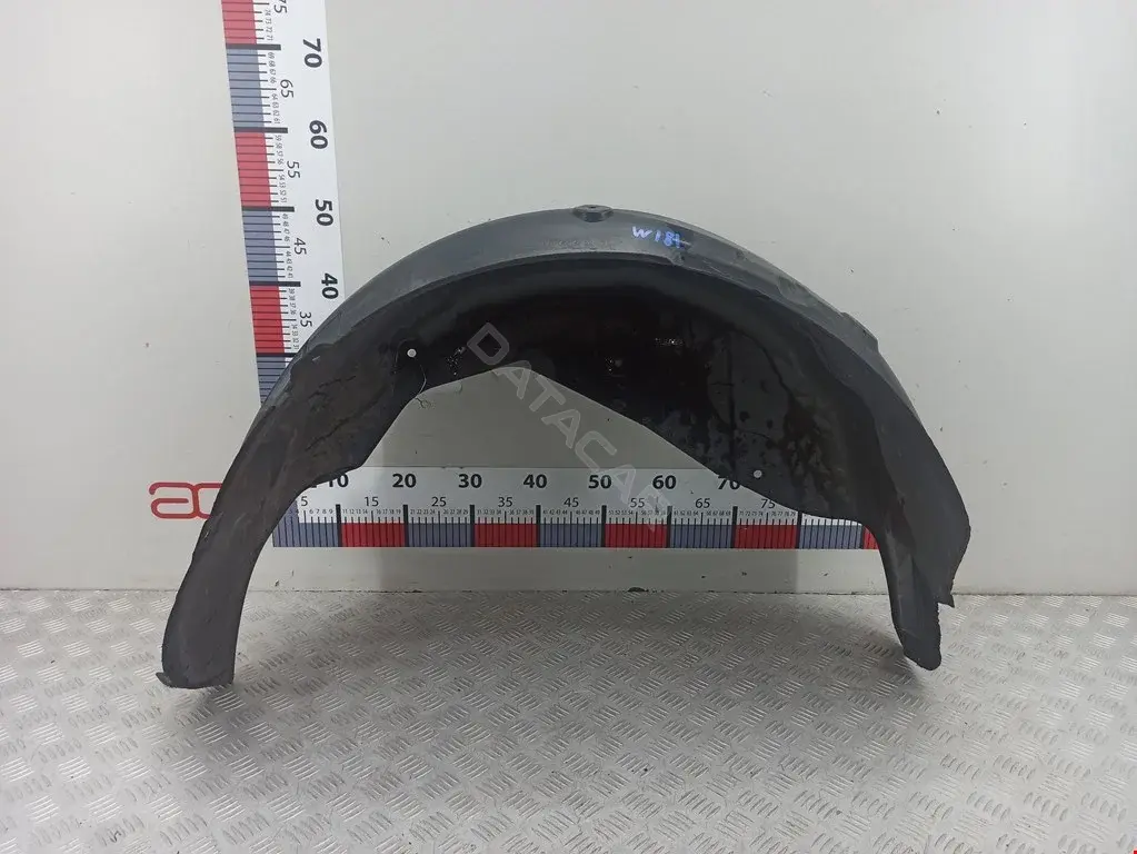 Подкрылок CLF500042