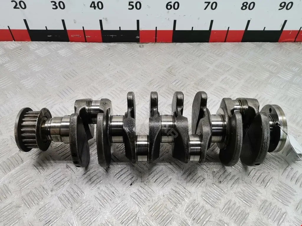 Коленвал 0501J9