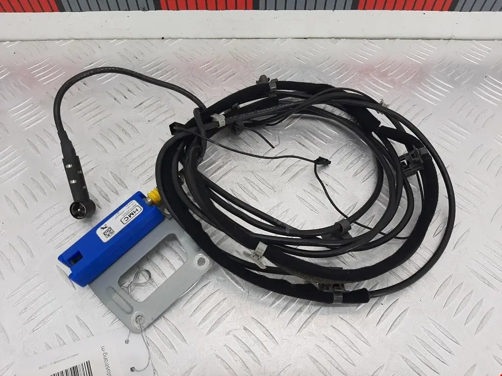 Усилитель антенны 962702D500