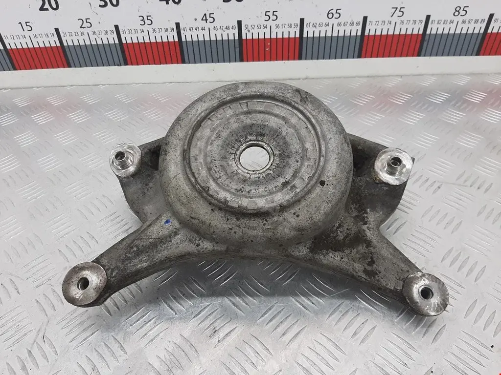 Опора амортизатора 8K0412384F, 8R0412392A