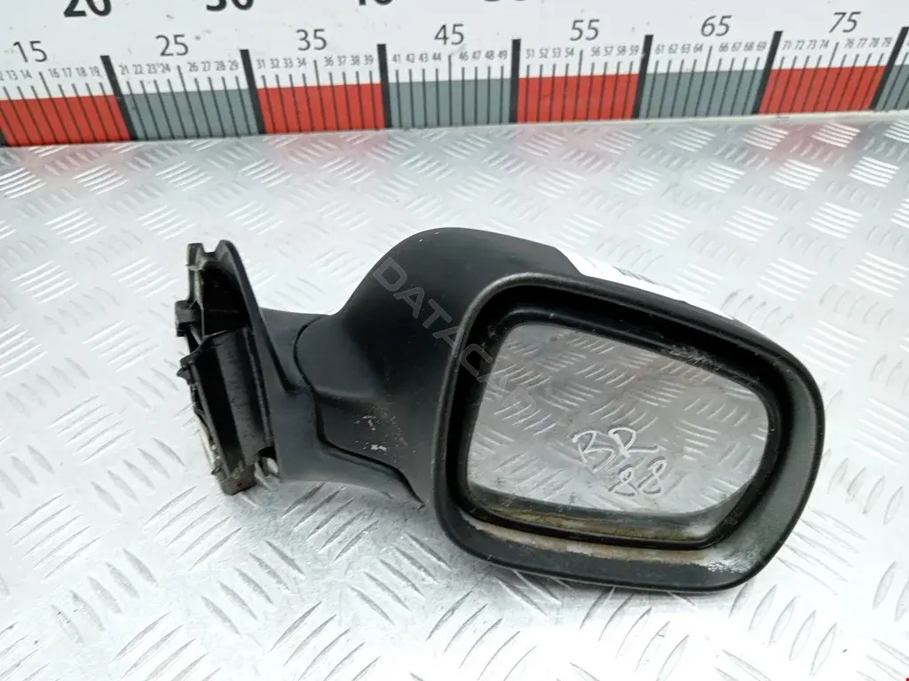Наружное зеркало 4D1858500