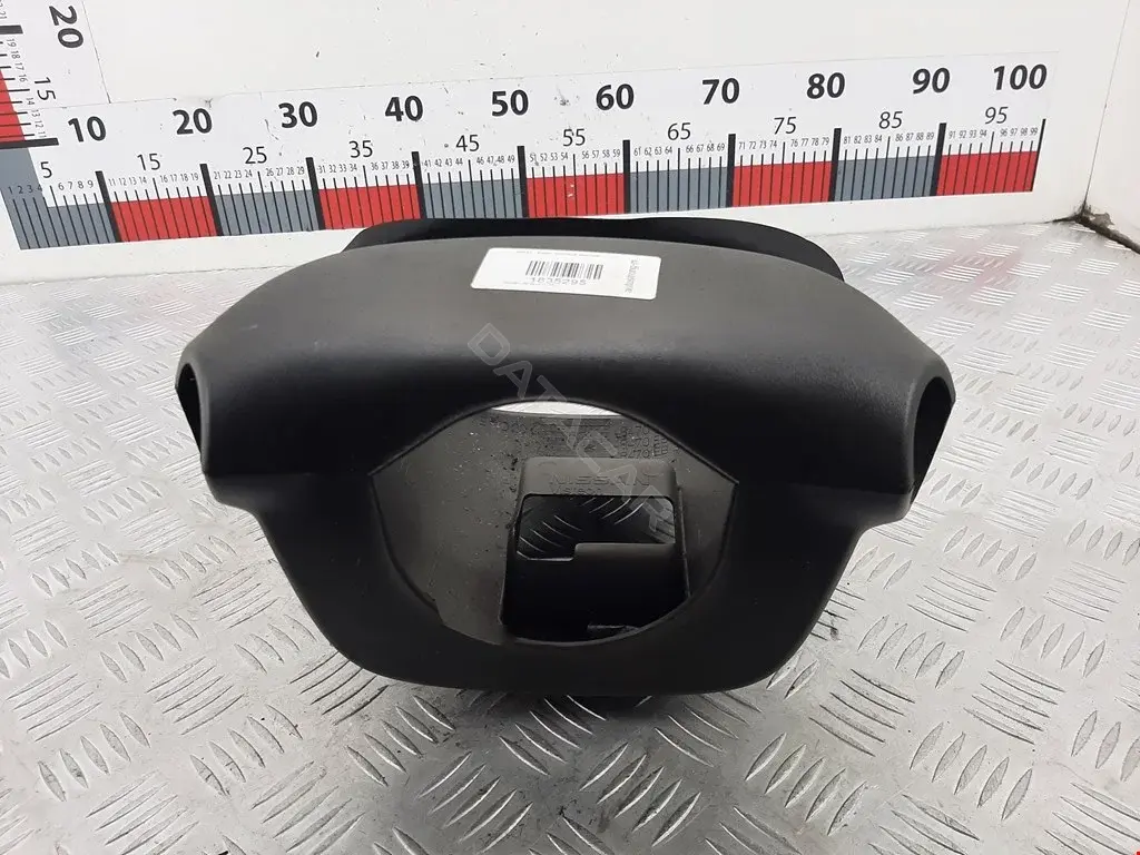 Кожух рулевой колонки 48470EB300
