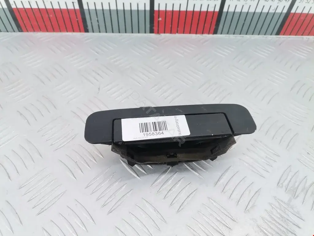 Ручка двери 4A0839205, 4A0839207A
