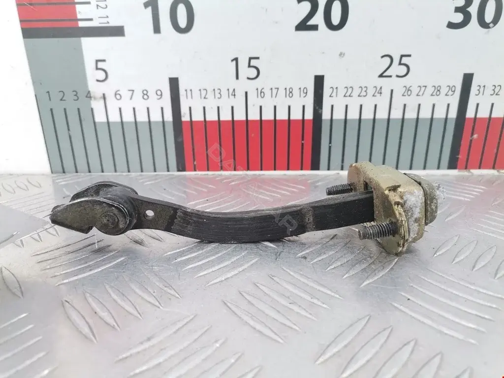 Ограничитель двери XS41A23500AE