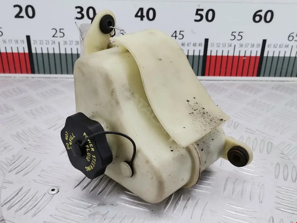 Бачок гидроусилителя F77A3R700BB