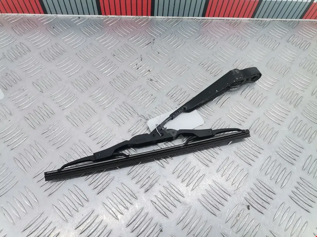 Рычаг стеклоочистителя 3M51R17526AA, R17526AA