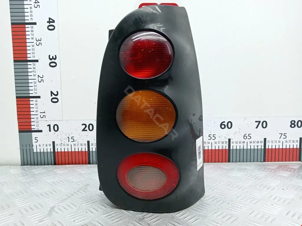 Задние фонари Q0011645V001