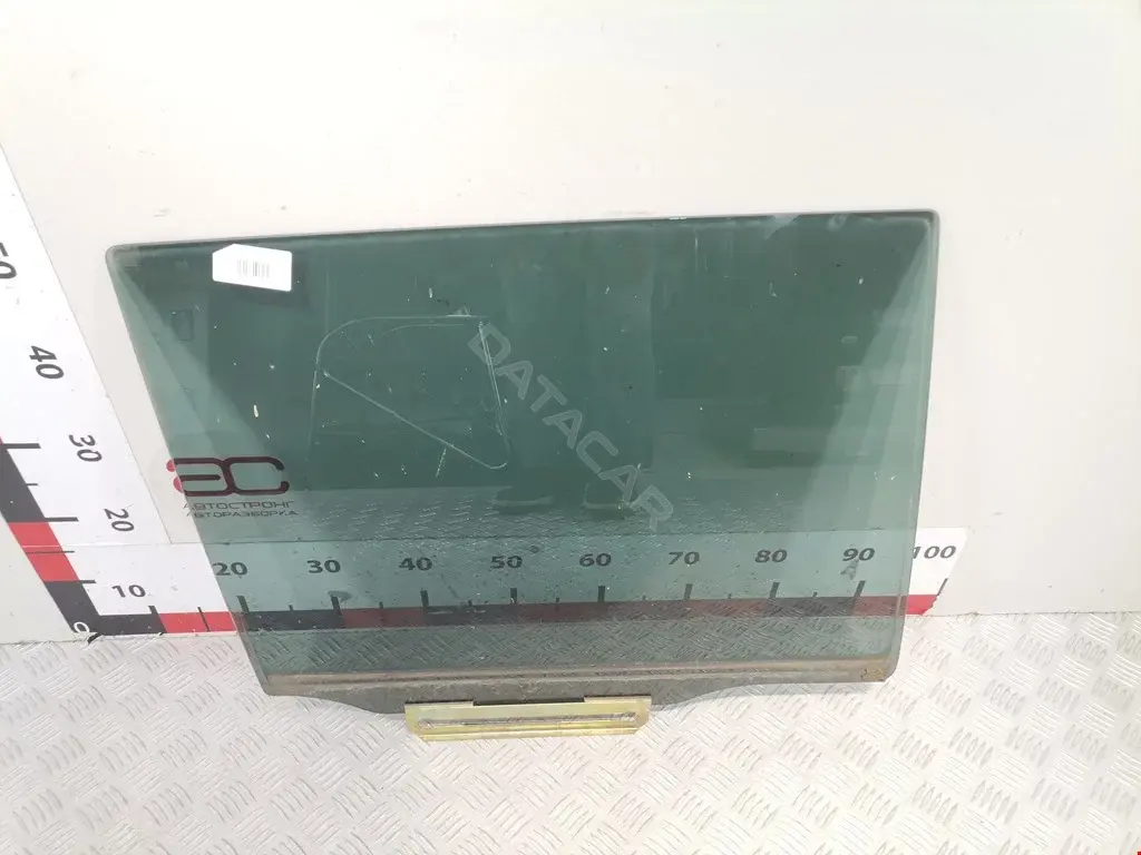 Стекло двери CB0272510A