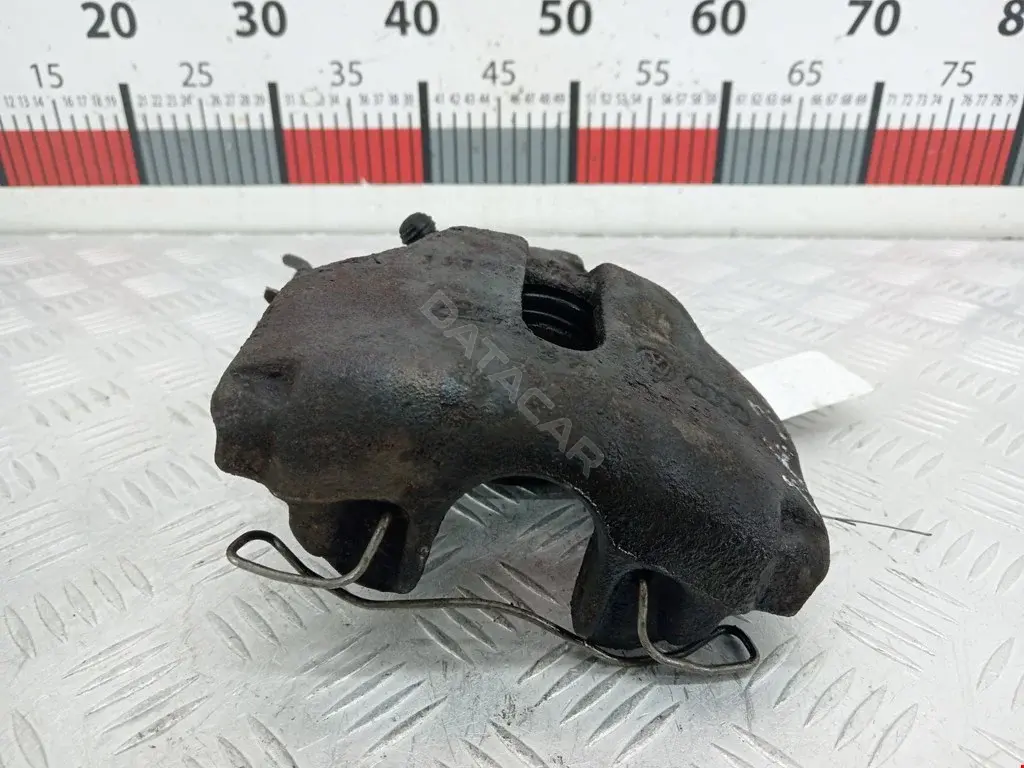 Суппорт тормозной 4B0615123A
