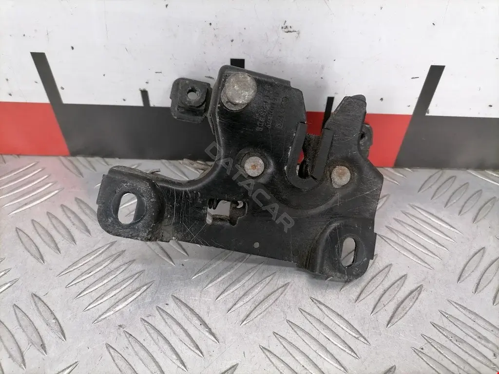 Замок капота 8L0823509, 8L0823509C