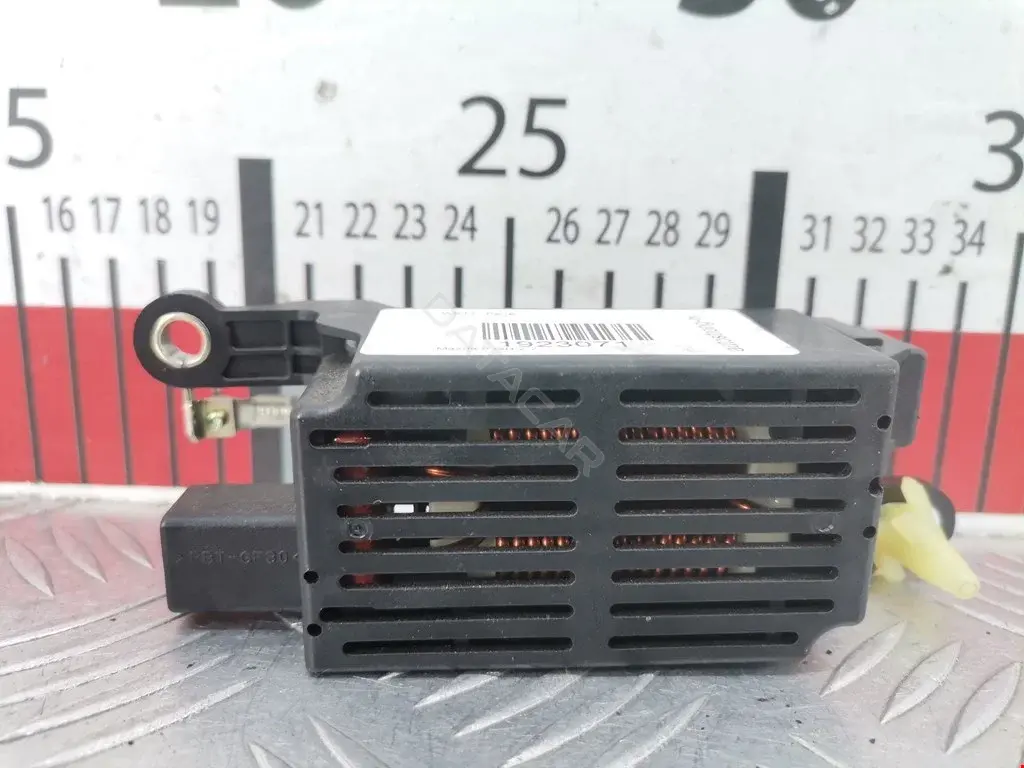 Усилитель антенны AAF15218