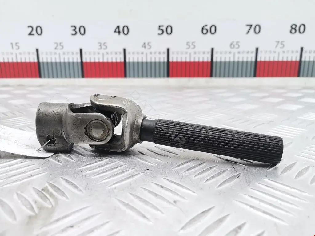 Рулевой карданчик 564003D000, CS1639