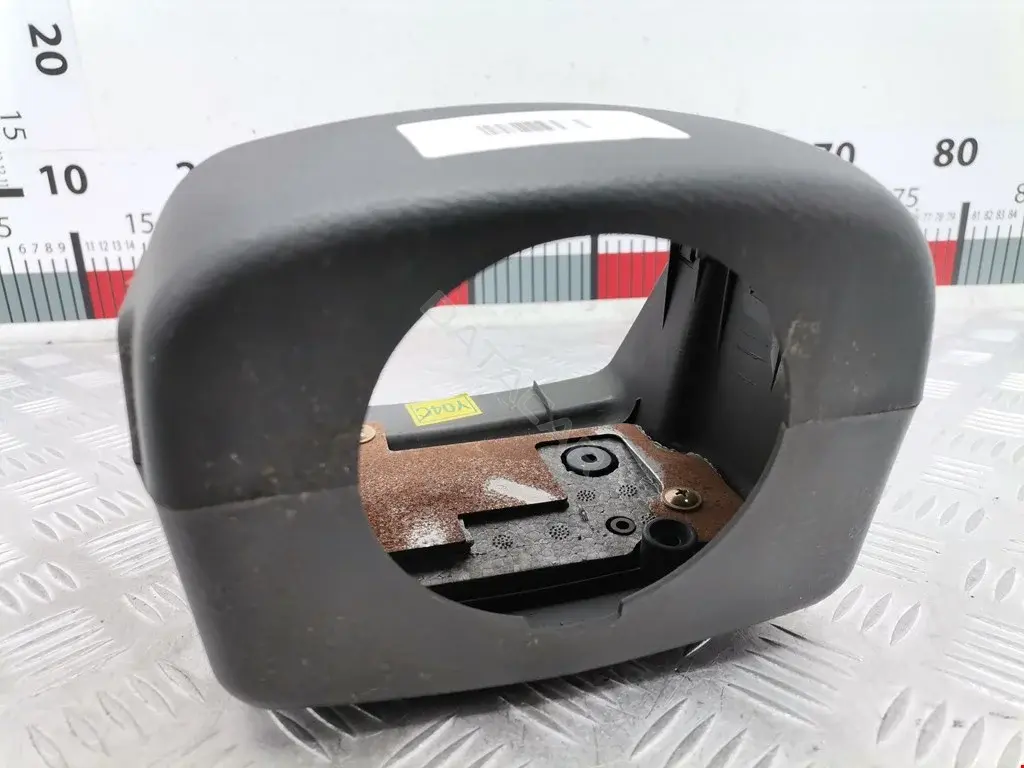 Кожух рулевой колонки 848503E900