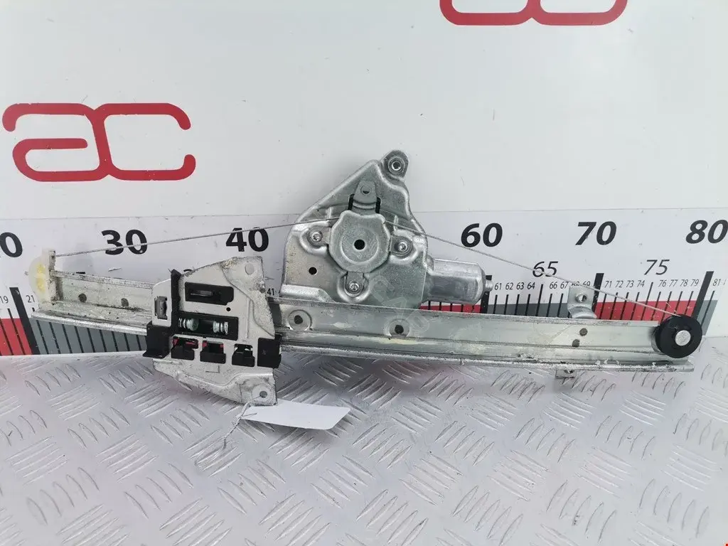 Стеклоподъемник 9647444380, MR959659