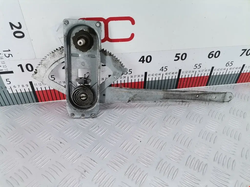 Стеклоподъемник C75RC6C11V2320