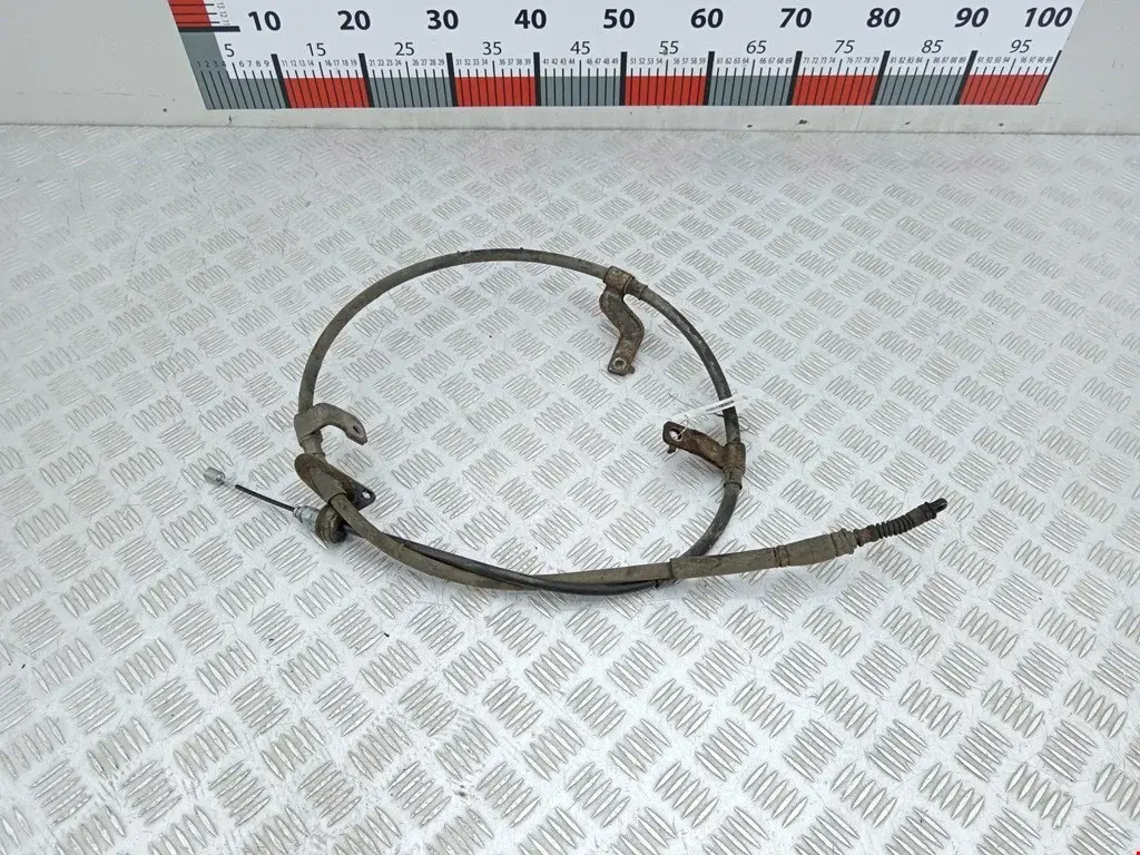 Трос ручника 59760A2300
