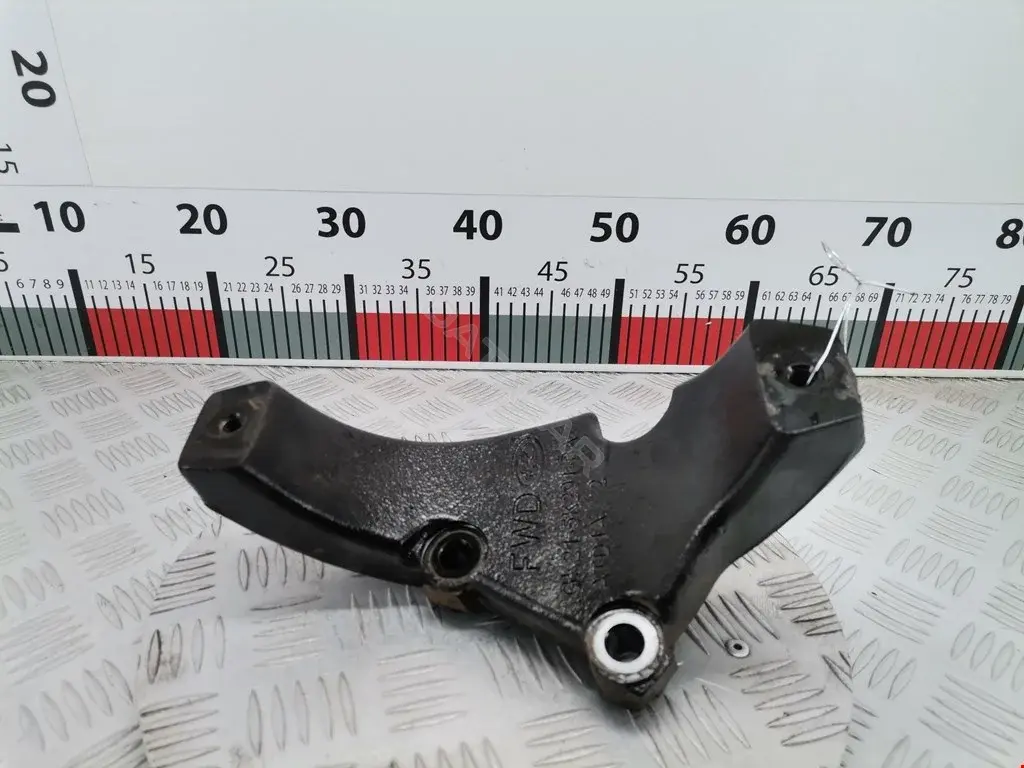 Кронштейн двигателя GK215K291BA