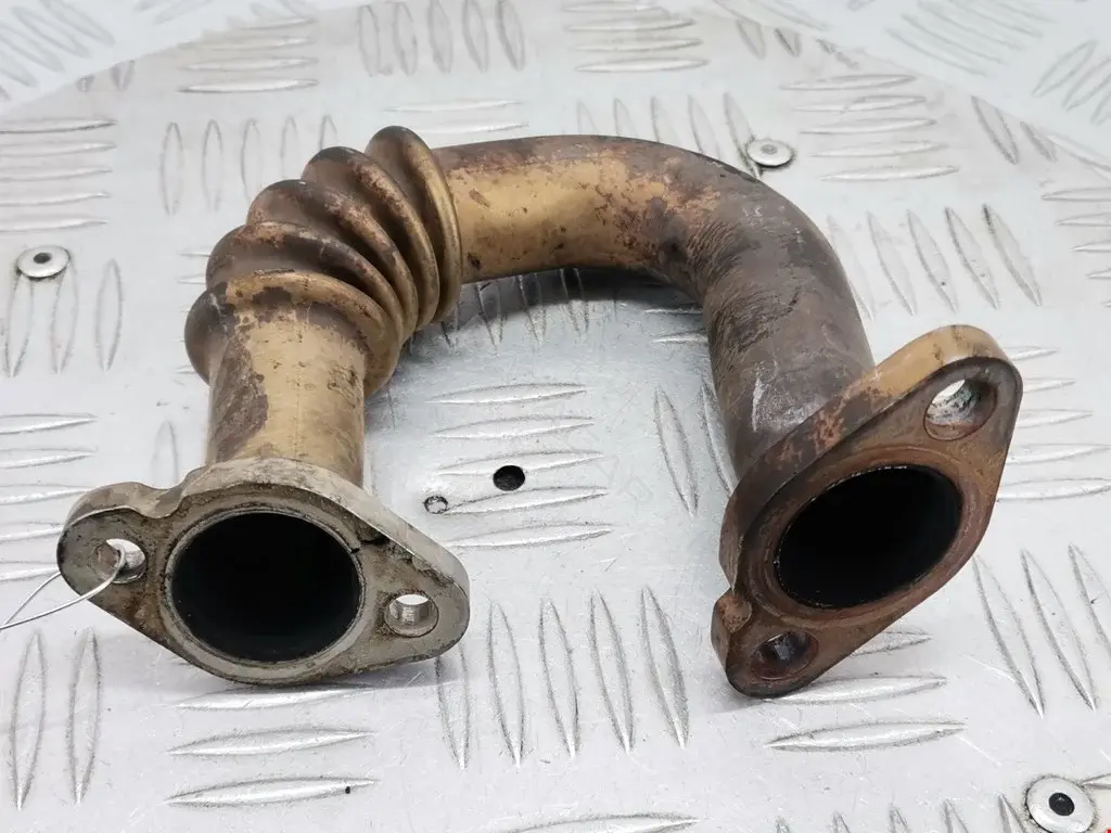 Трубка системы рециркуляции EGR 03L131521Q