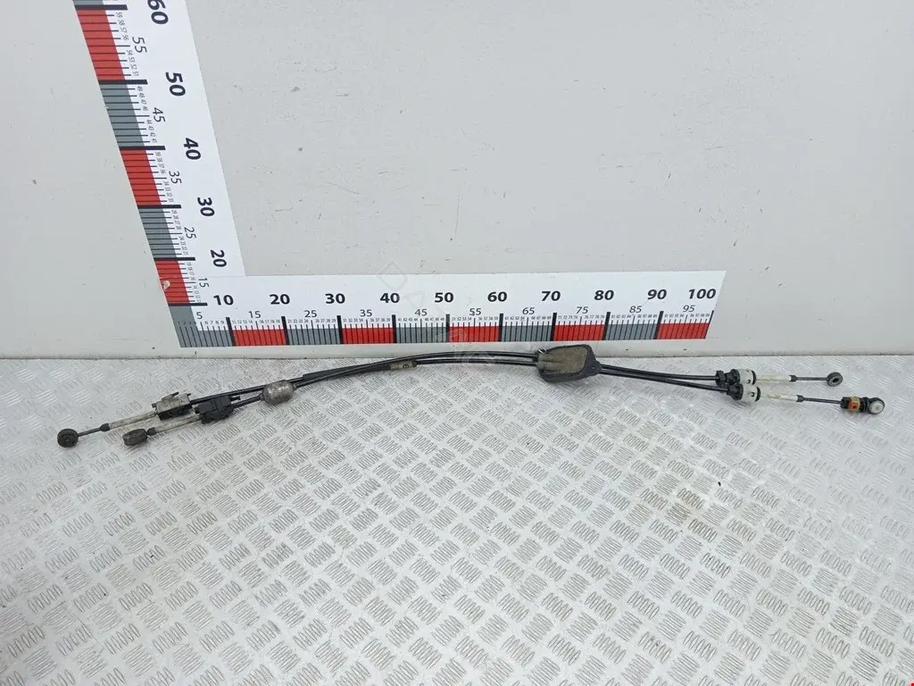 Трос КПП 349352755R