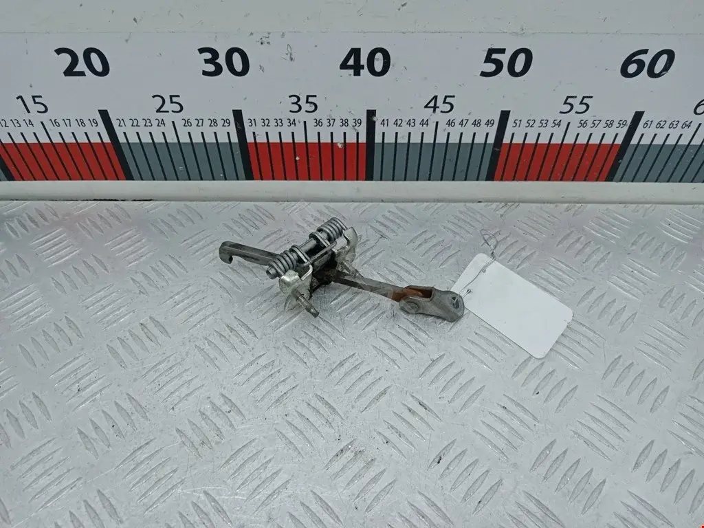 Ограничитель двери 15003122, 189547, 281394