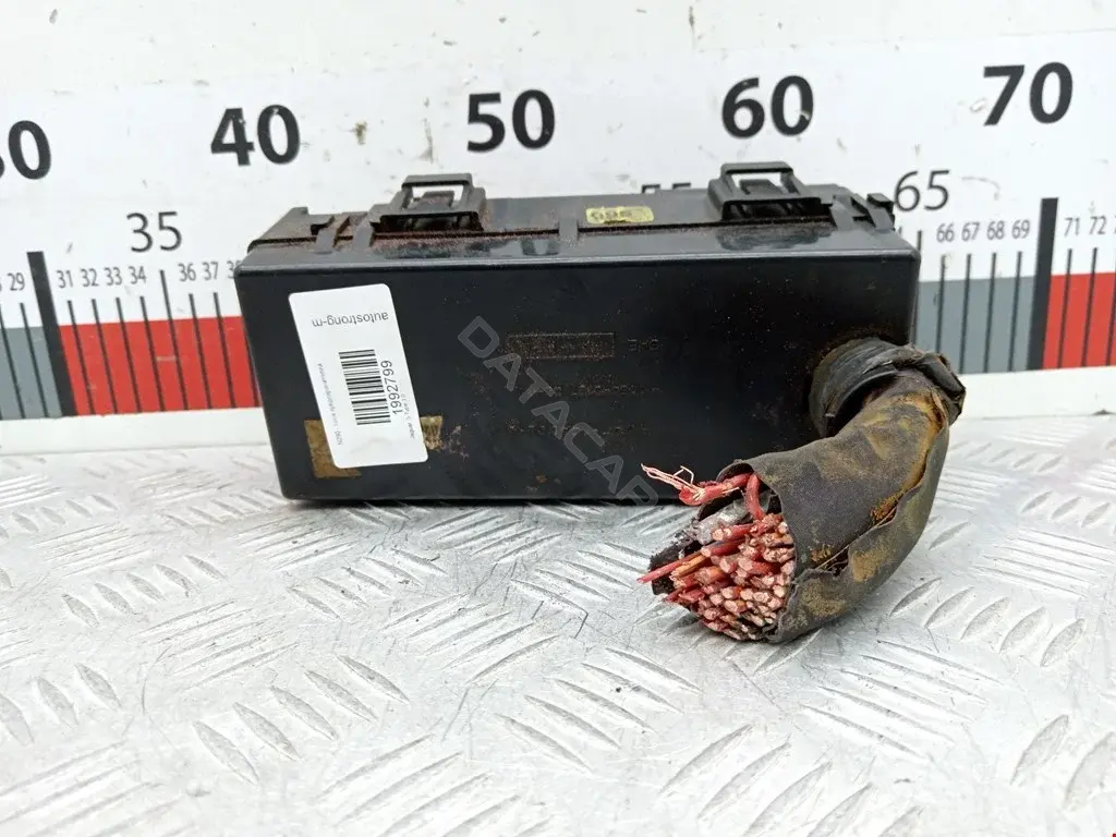 Блок предохранителей XW4T14A068A