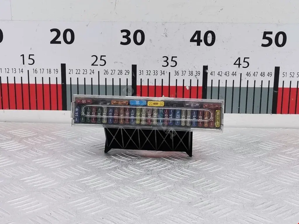 Блок предохранителей 1133868