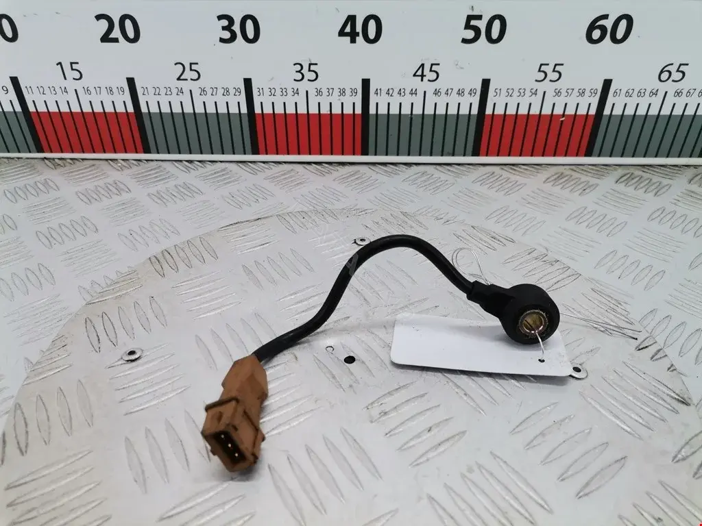 Датчик детонации 06A905377A, 0907050, 30104106