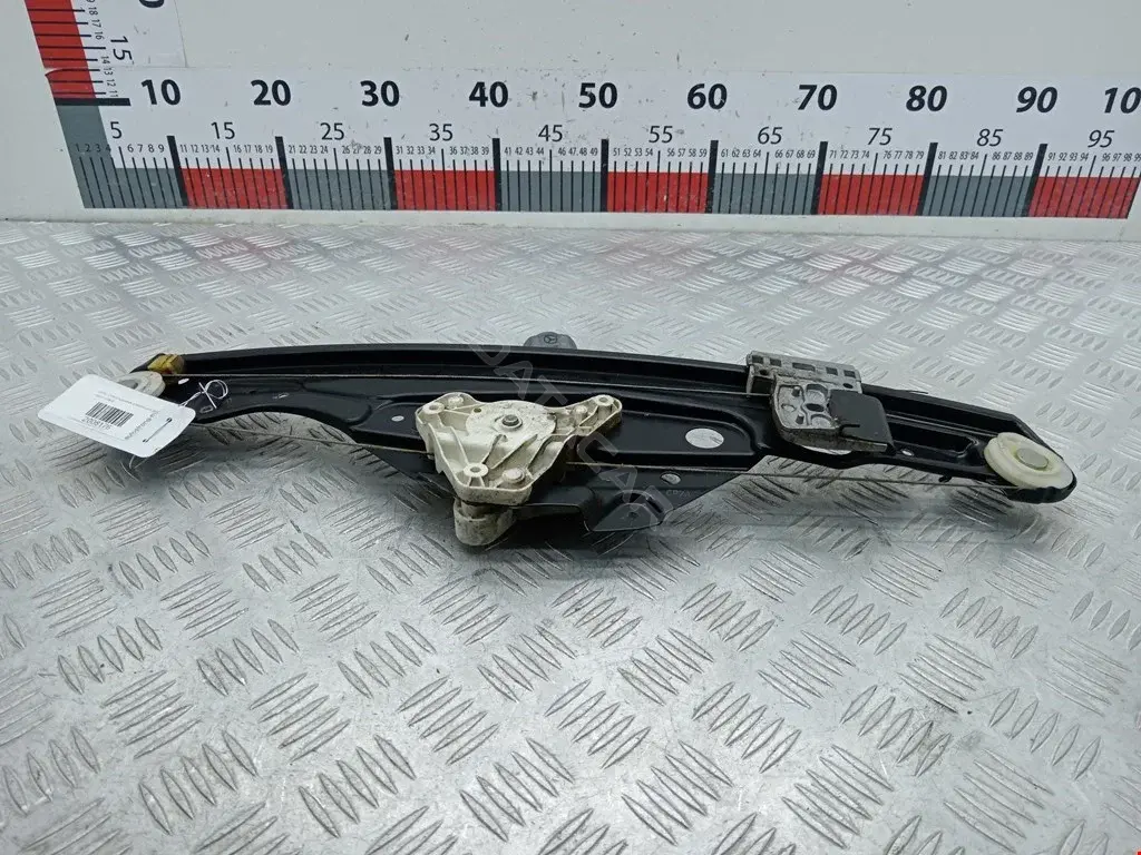 Стеклоподъемник 014388, 017606, 01SKV684