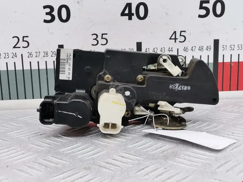 Замок двери 16639861, 97292189