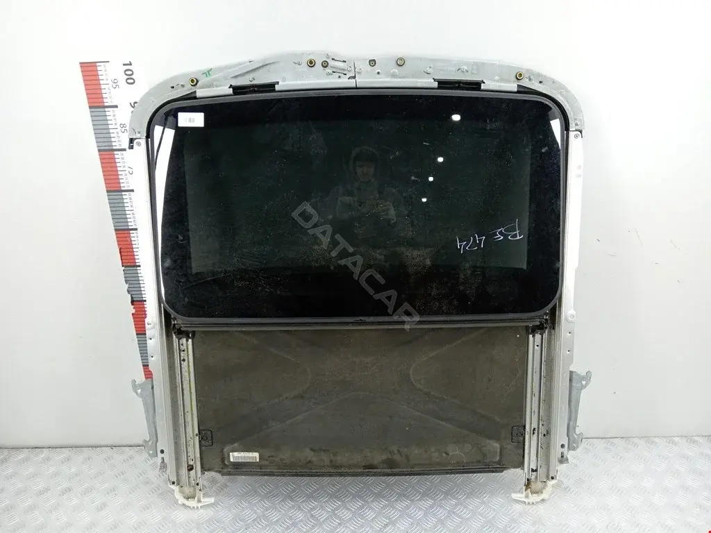 Люк A2517801029
