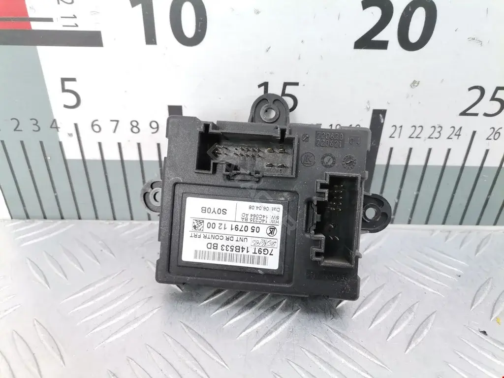 Блок управления двери 0507911200, 7G9T14B533BD