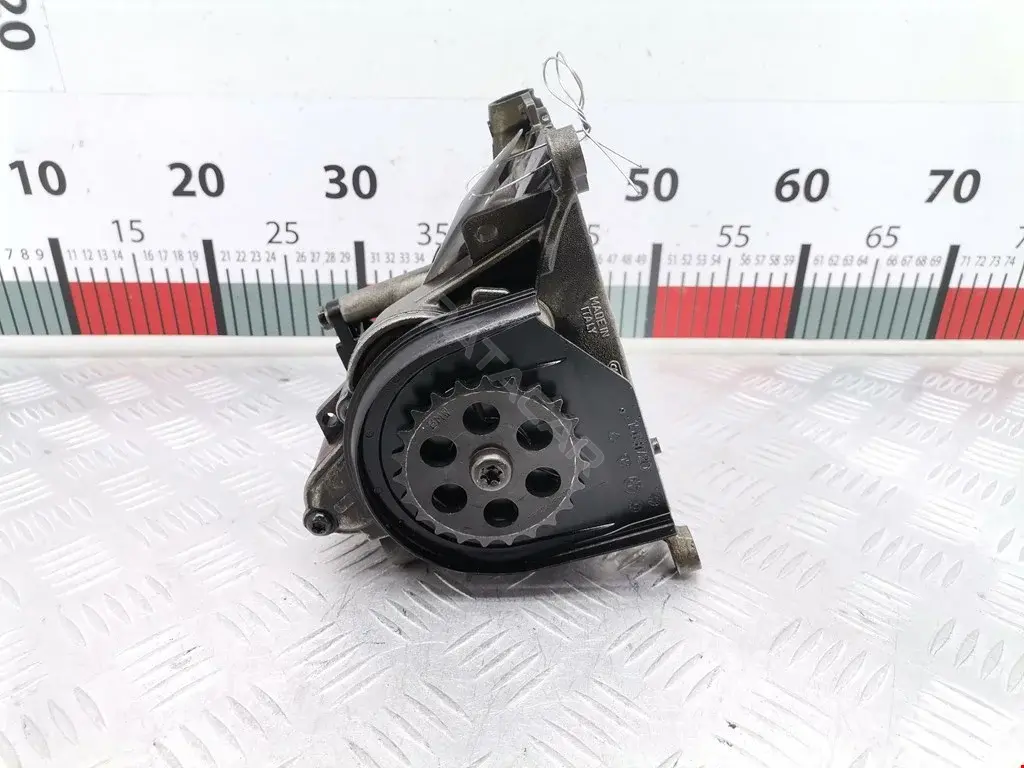 Масляный насос 11417823007, 7823007