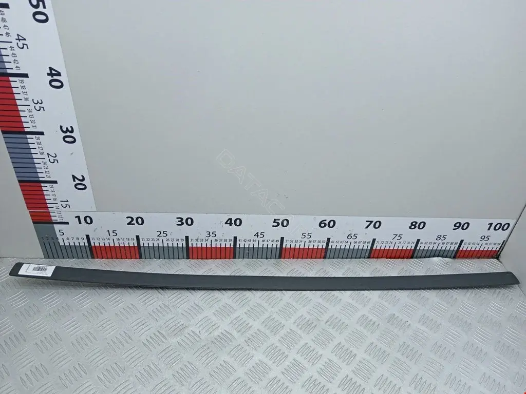 Молдинг двери 3M51R20938