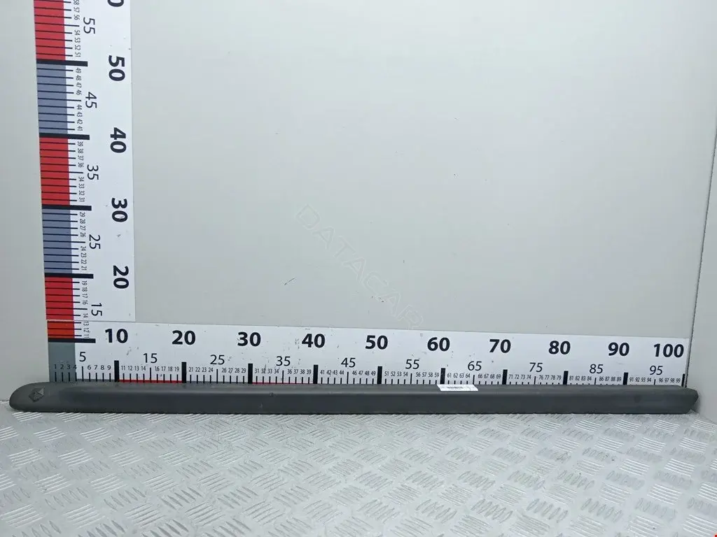 Молдинг двери 04675600, 82750B