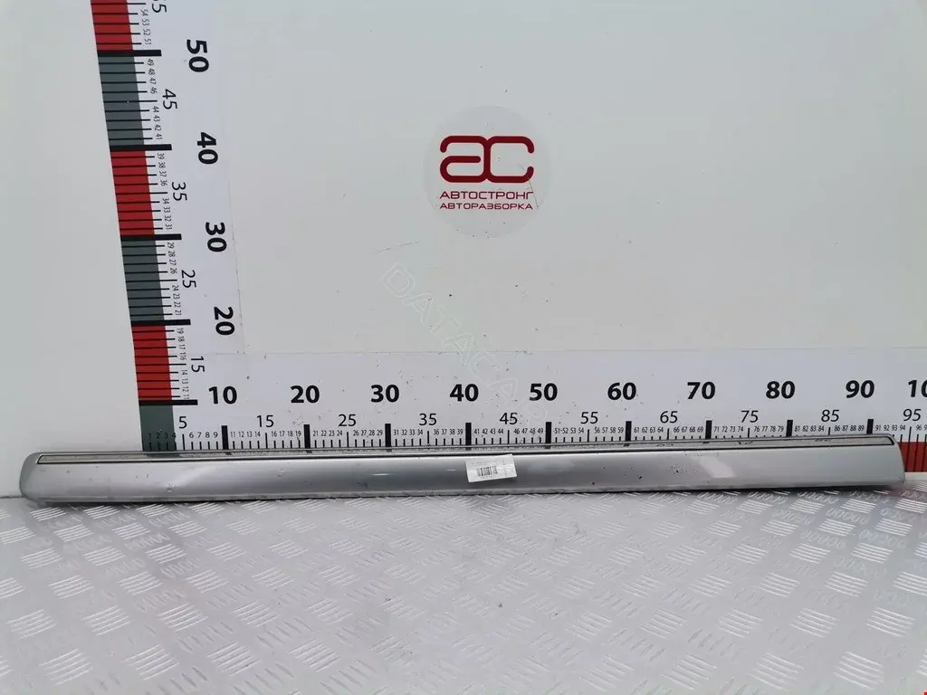 Молдинг двери 877114D100