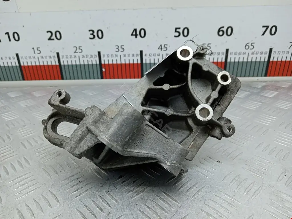 Кронштейн двигателя 98MM6F001A1A