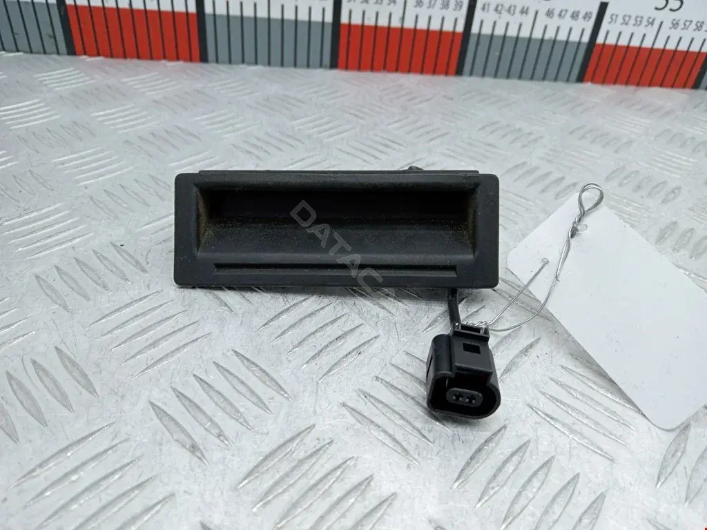 Ручка крышки багажника 119639, 132053101, 16SKV251