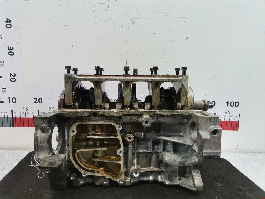 Блок цилиндров 11000RB0000