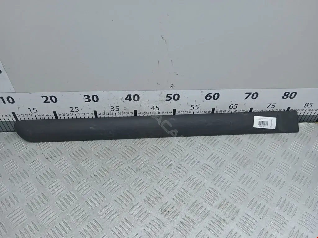 Молдинг двери 9208850