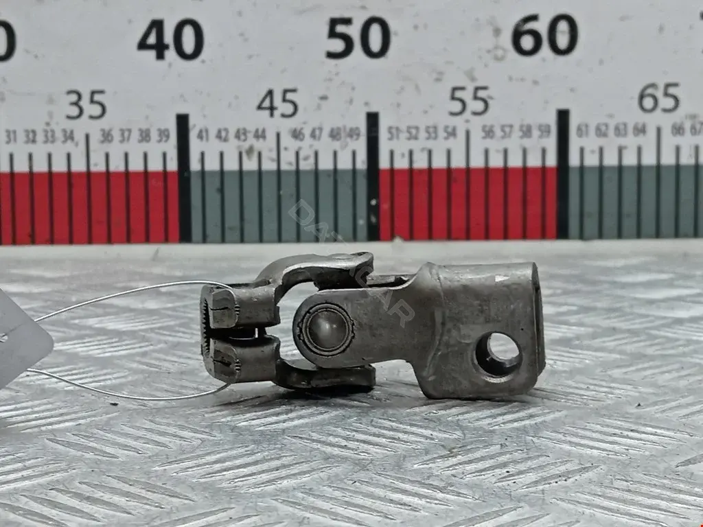 Рулевой карданчик BJ0E32850, BJ0E32850A, BJ0E32850C