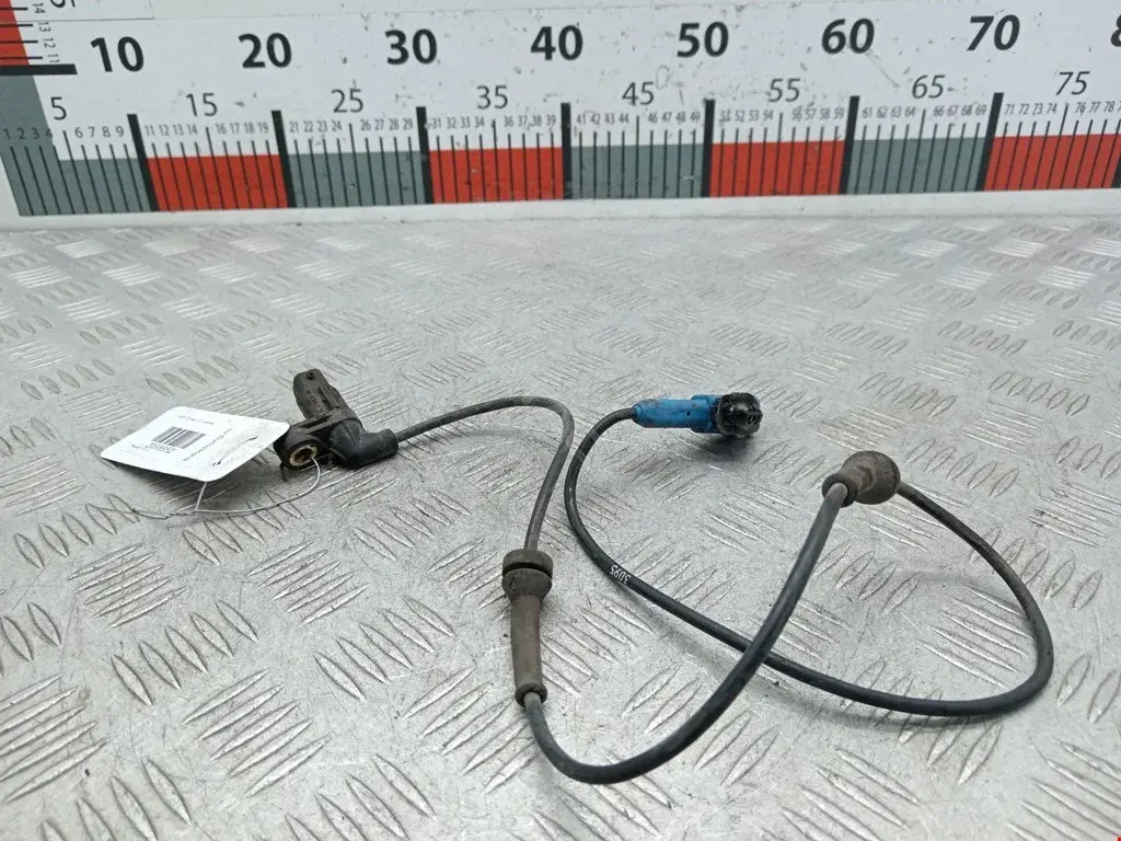 Датчик АБС 058114B, 0665463SX, 06S116
