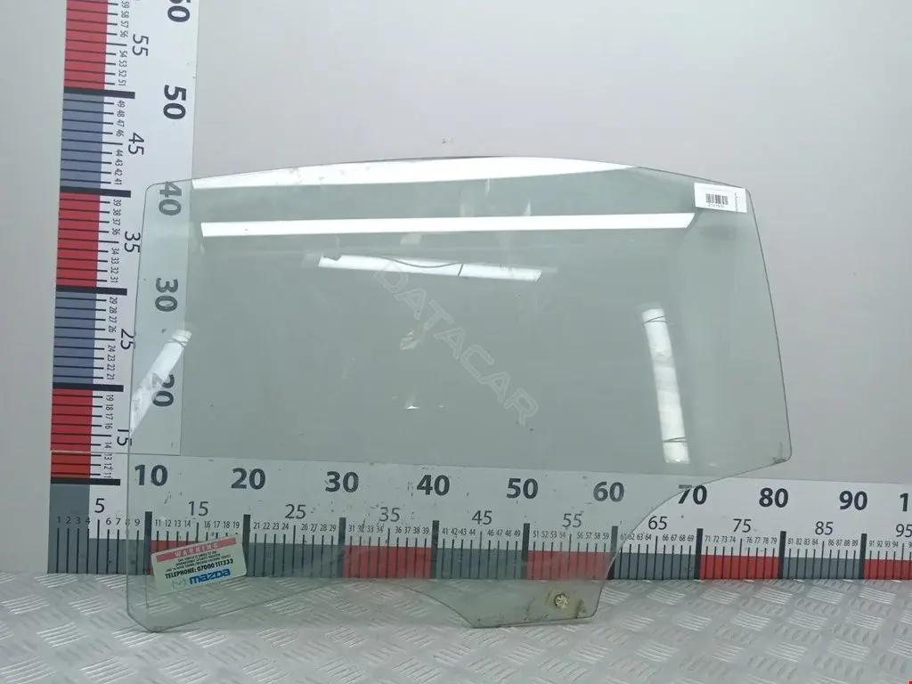 Стекло двери G21B73511