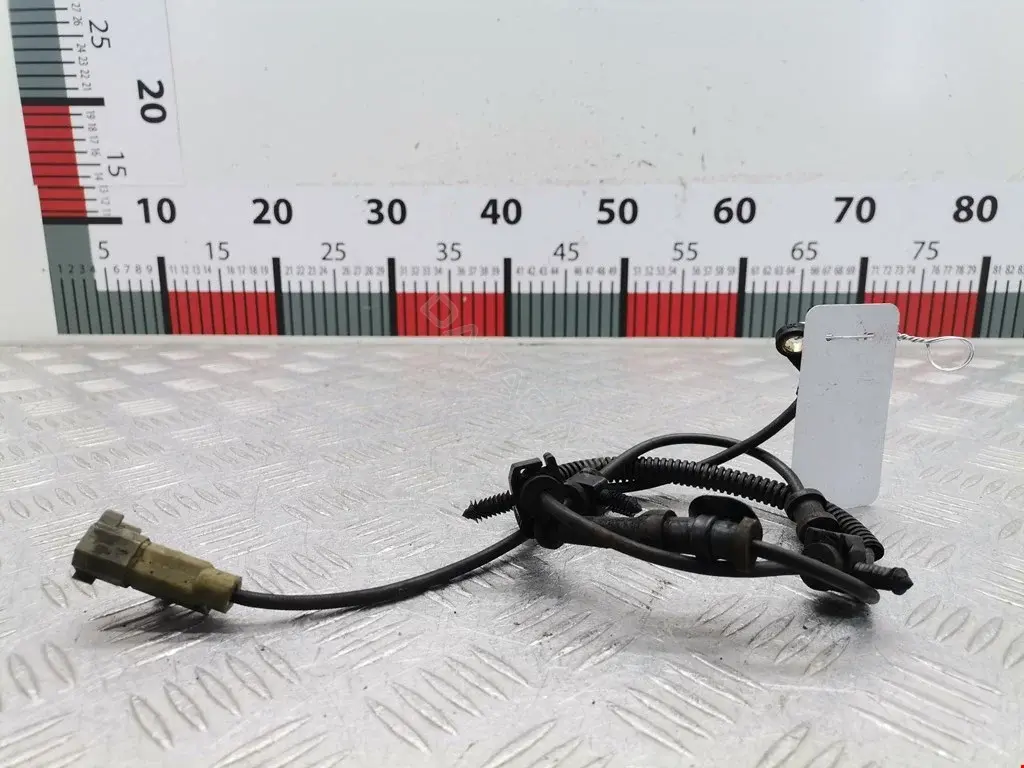 Датчик АБС 56044144AF