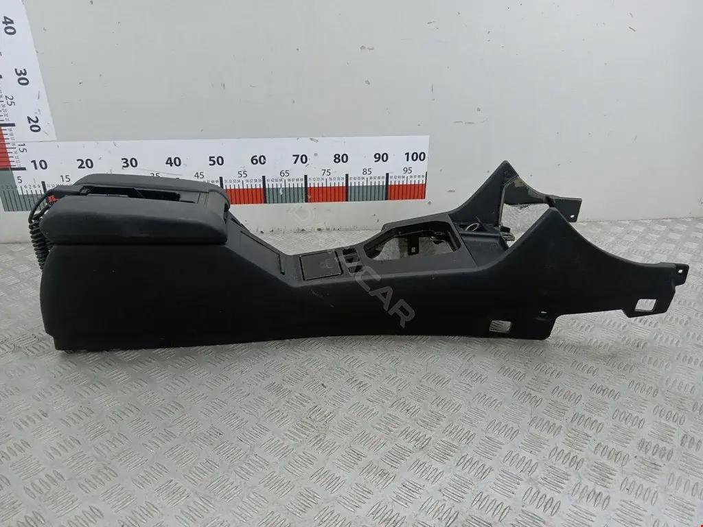 Подлокотник 51167140657